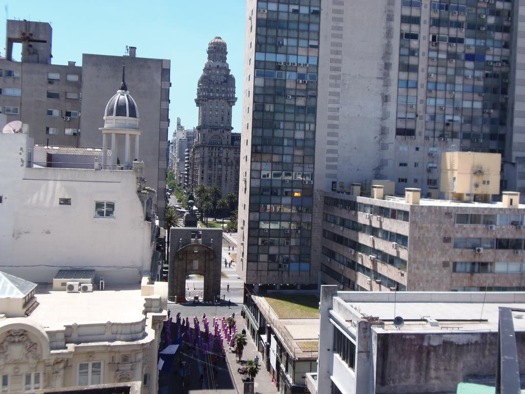 Plaza Fuerte Hotel Montevideo Exterior photo